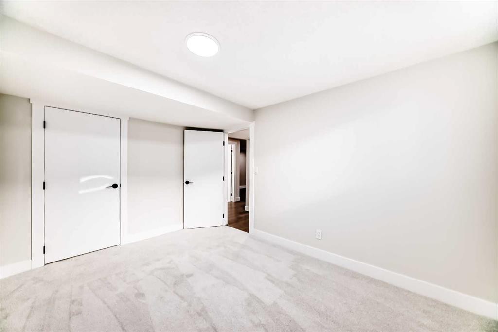 116 Rundlecairn Rise Ne, Calgary, AB - Indoor Photo Showing Other Room