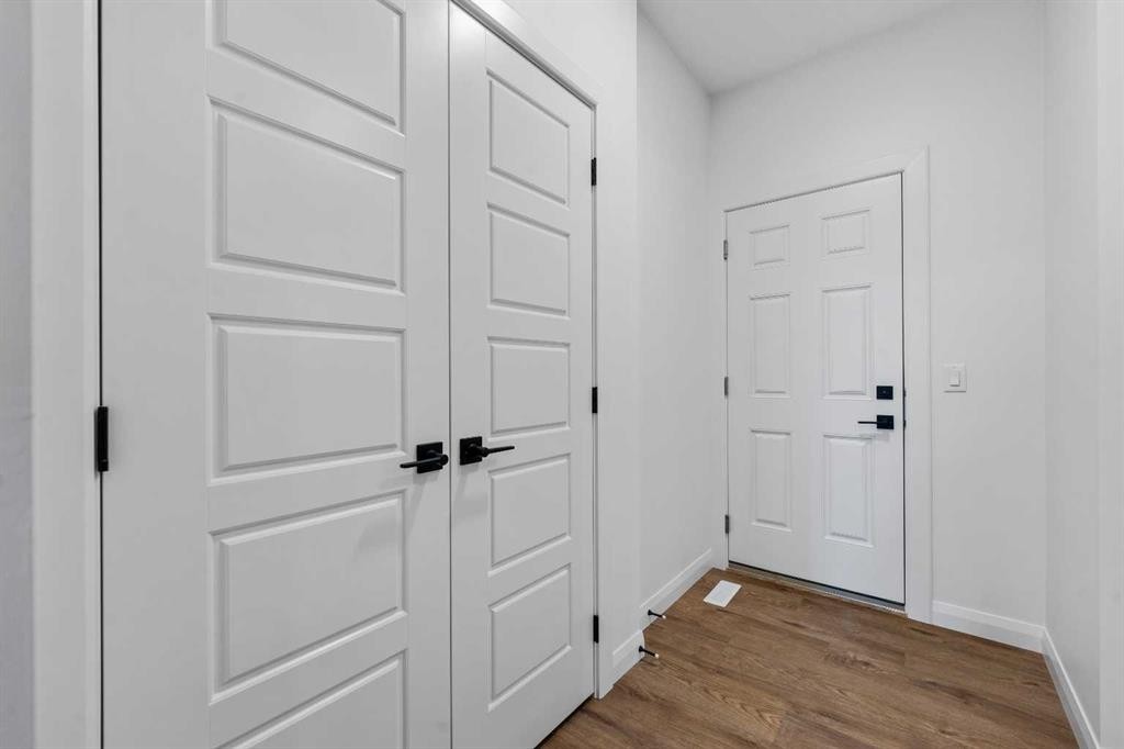 95 Dawson Wharf Mount, Chestermere, AB - Indoor Photo Showing Other Room