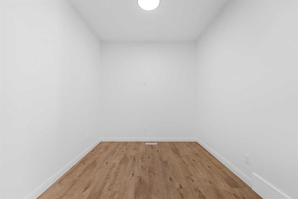 95 Dawson Wharf Mount, Chestermere, AB - Indoor Photo Showing Other Room