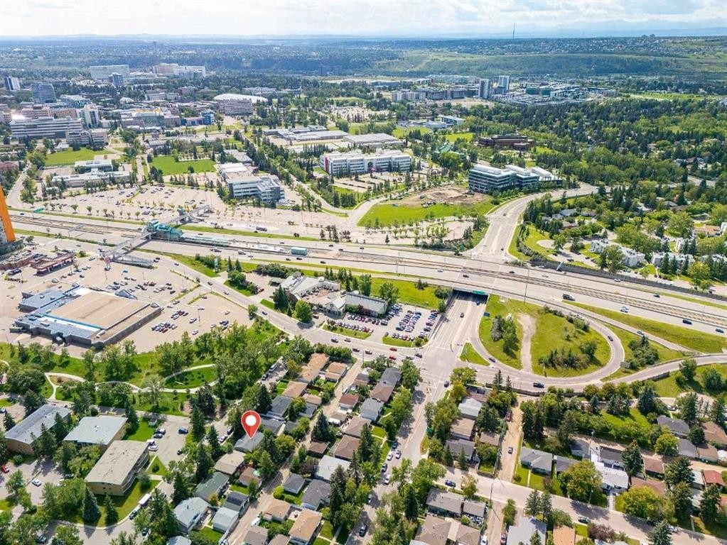 3152 Blakiston Drive Nw, Calgary, AB - Outdoor With View