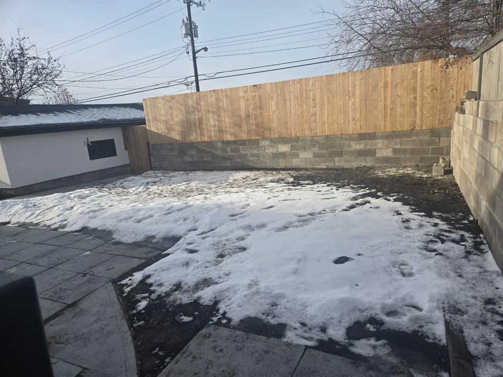 52 Franklin Drive Se, Calgary, AB - Outdoor
