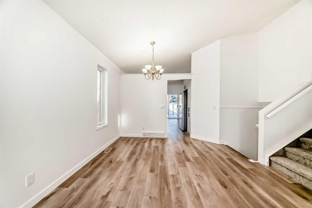 16218 Shawbrooke Road Sw, Calgary, AB - Indoor Photo Showing Other Room