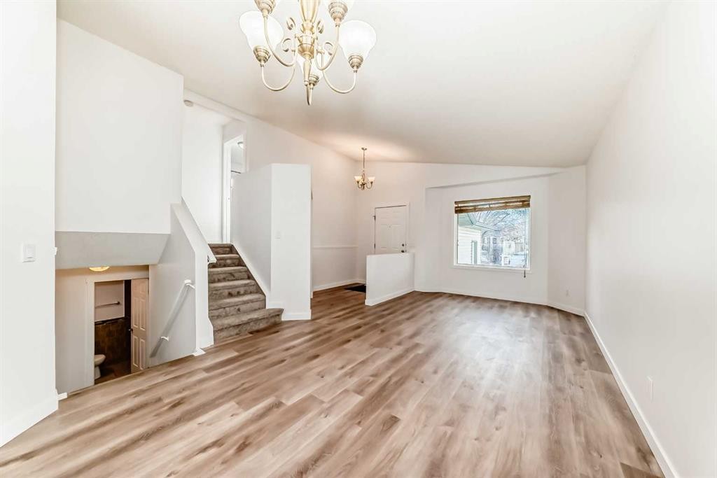 16218 Shawbrooke Road Sw, Calgary, AB - Indoor Photo Showing Other Room