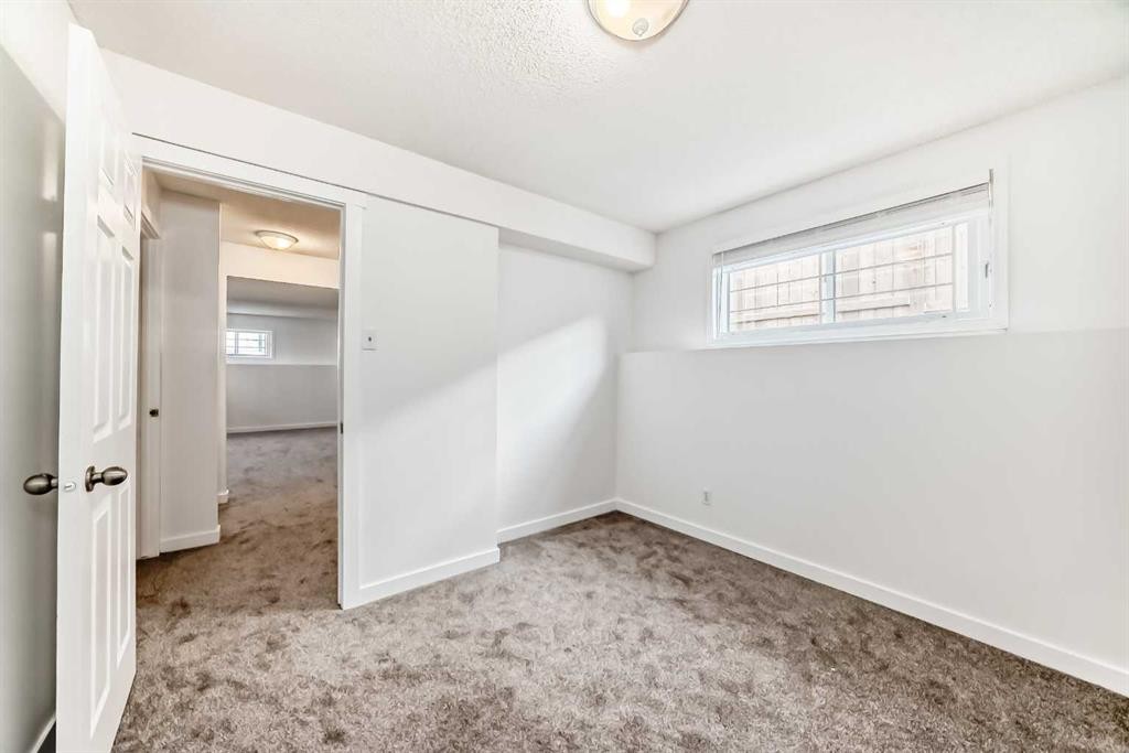 16218 Shawbrooke Road Sw, Calgary, AB - Indoor Photo Showing Other Room