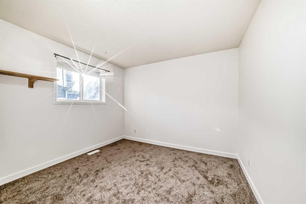 16218 Shawbrooke Road Sw, Calgary, AB - Indoor Photo Showing Other Room