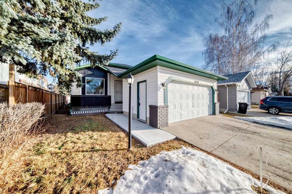 16218 Shawbrooke Road Sw, Calgary, AB - Outdoor