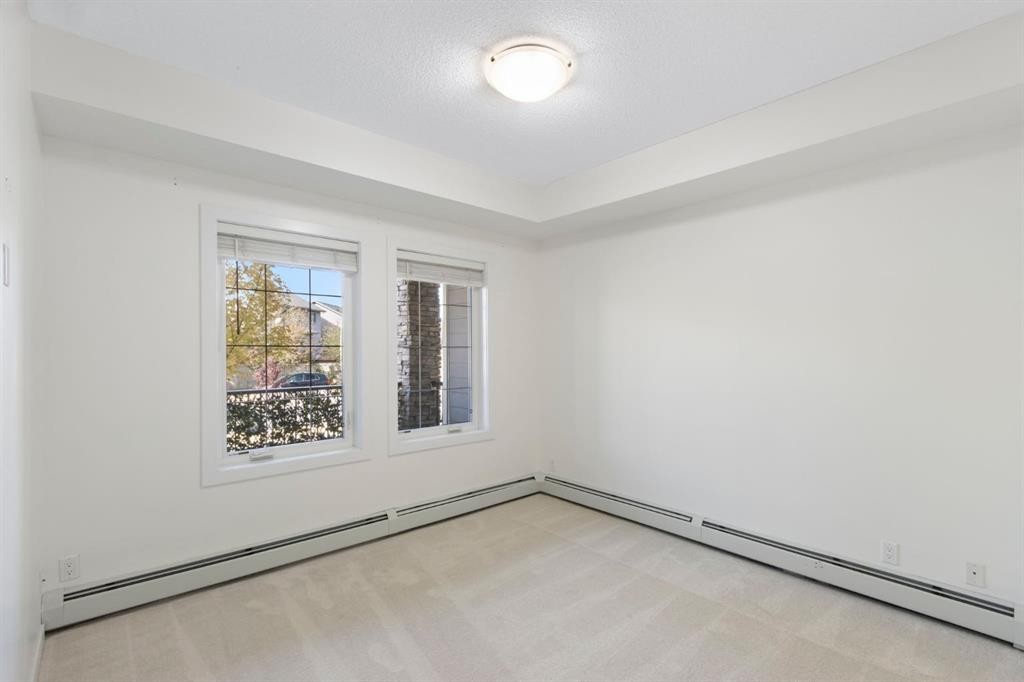 105-100 Cranfield Common Se, Calgary, AB - Indoor Photo Showing Other Room