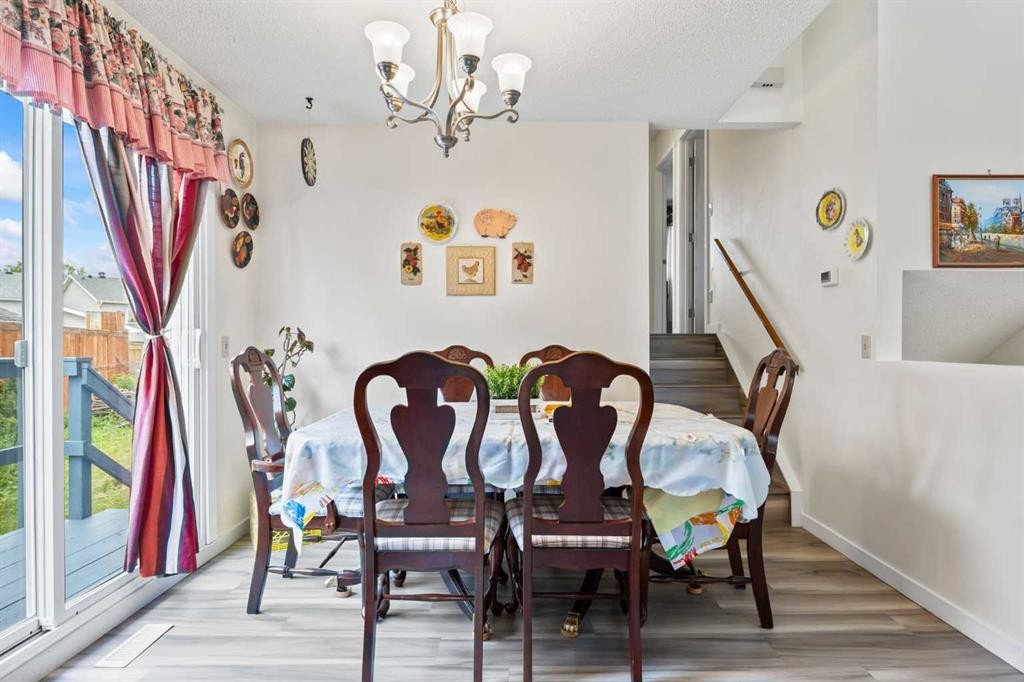 44 Taraglen Place Ne, Calgary, AB - Indoor Photo Showing Dining Room