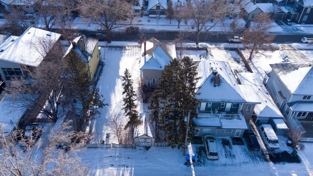 1016 8 Avenue Se, Calgary, AB - Outdoor