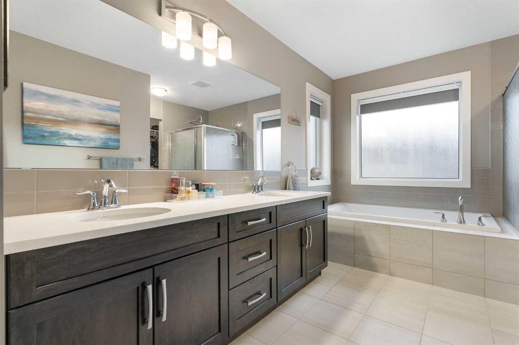 67 Fireside Terrace, Cochrane, AB - Indoor Photo Showing Bathroom