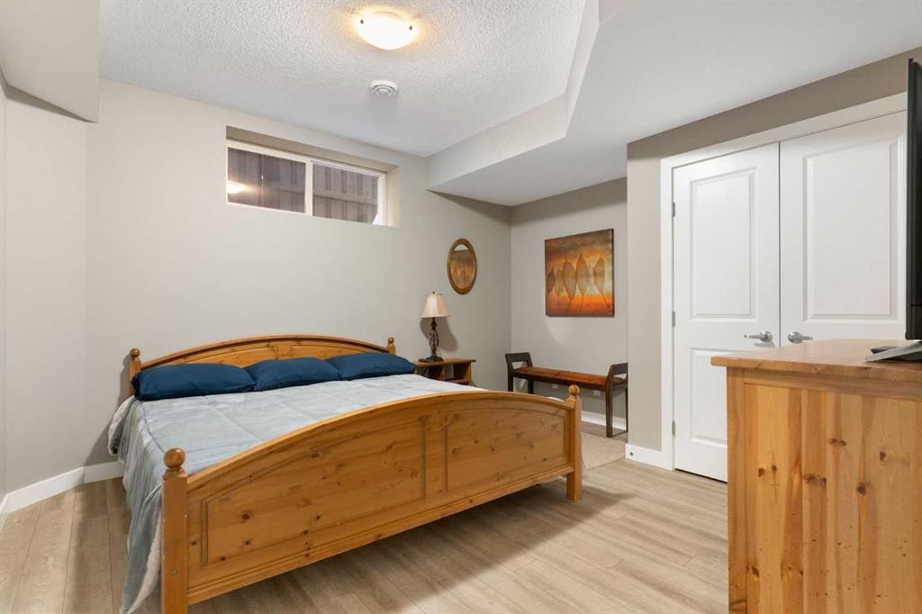 67 Fireside Terrace, Cochrane, AB - Indoor Photo Showing Bedroom