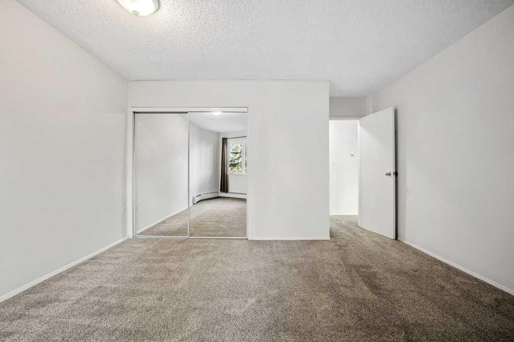 307-816 89 Avenue Sw, Calgary, AB - Indoor Photo Showing Other Room