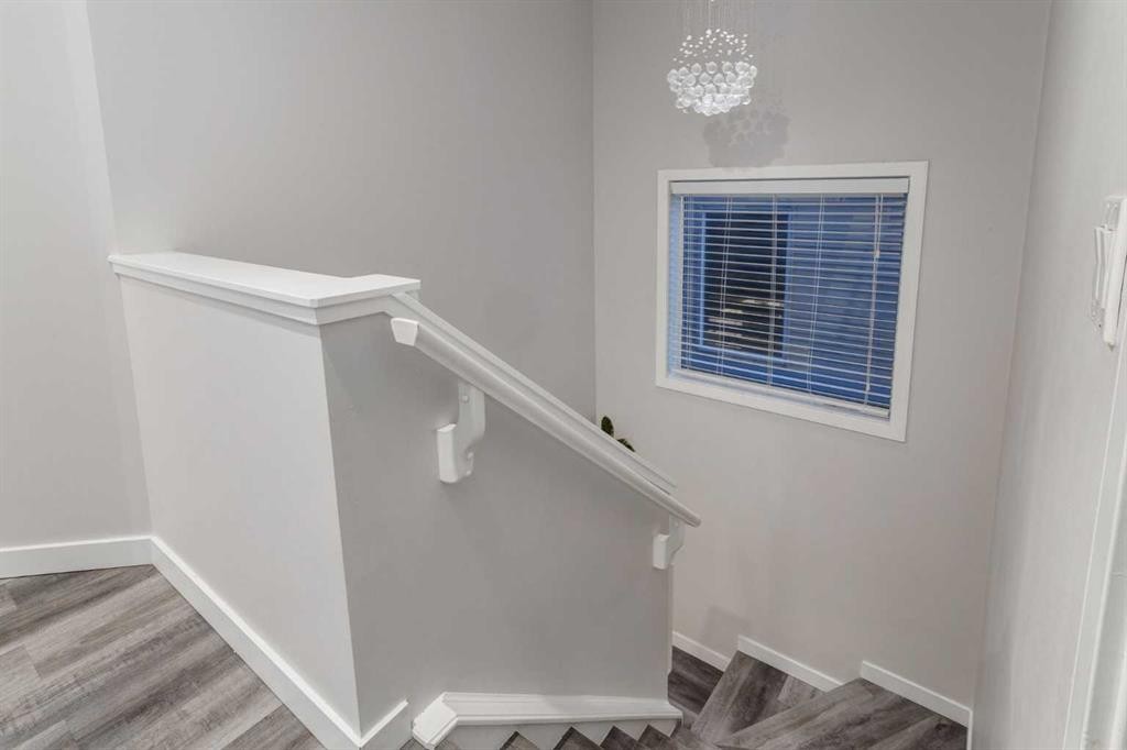 110 Sage Bank Grove Nw, Calgary, AB - Indoor Photo Showing Other Room