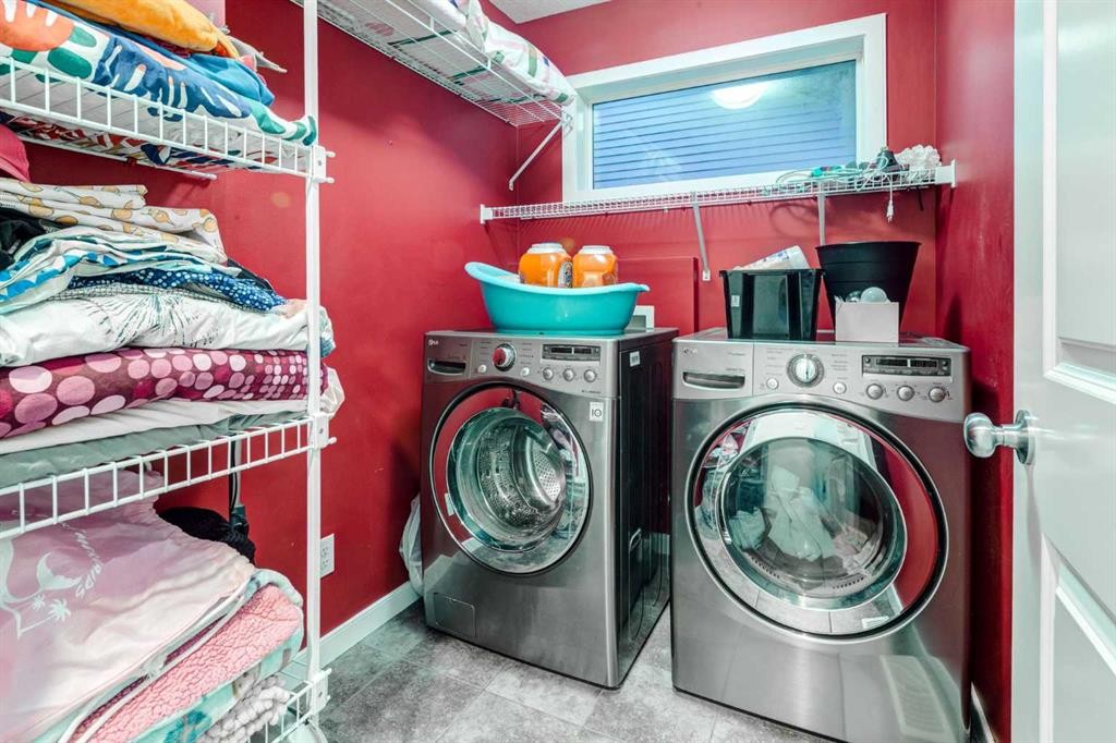 110 Sage Bank Grove Nw, Calgary, AB - Indoor Photo Showing Laundry Room