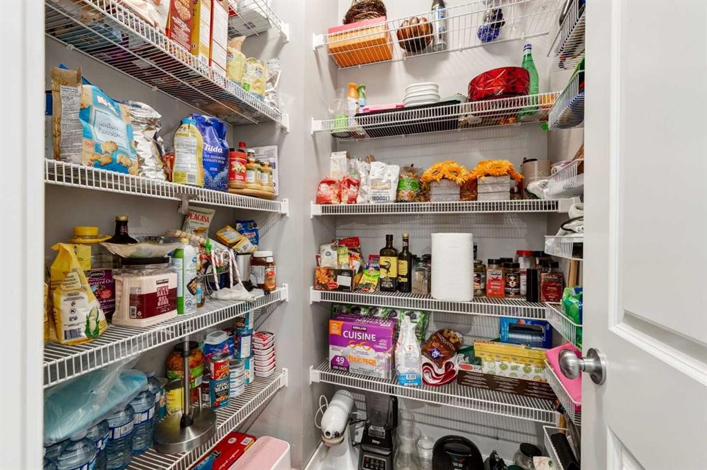 110 Sage Bank Grove Nw, Calgary, AB - Indoor With Storage