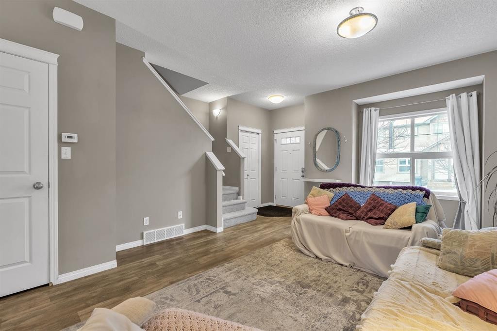 106 Ranch Ridge Meadow, Strathmore, AB - Indoor Photo Showing Other Room