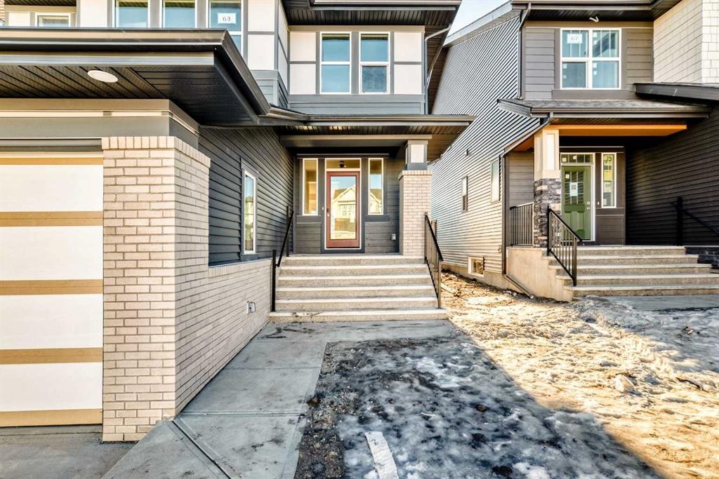 63 Creekside Path Sw, Calgary, AB - Outdoor With Facade