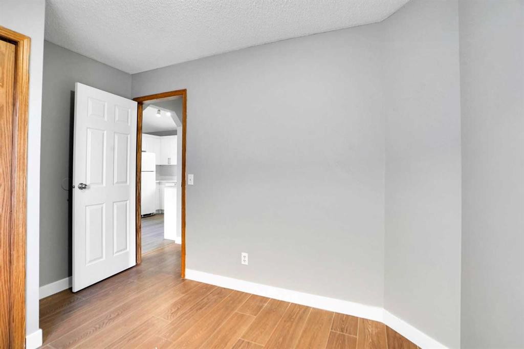 1134 Martindale Boulevard Ne, Calgary, AB - Indoor Photo Showing Other Room