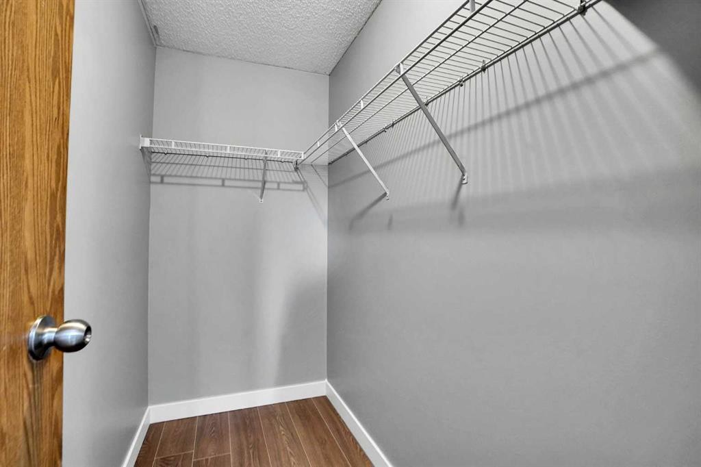 1134 Martindale Boulevard Ne, Calgary, AB - Indoor With Storage