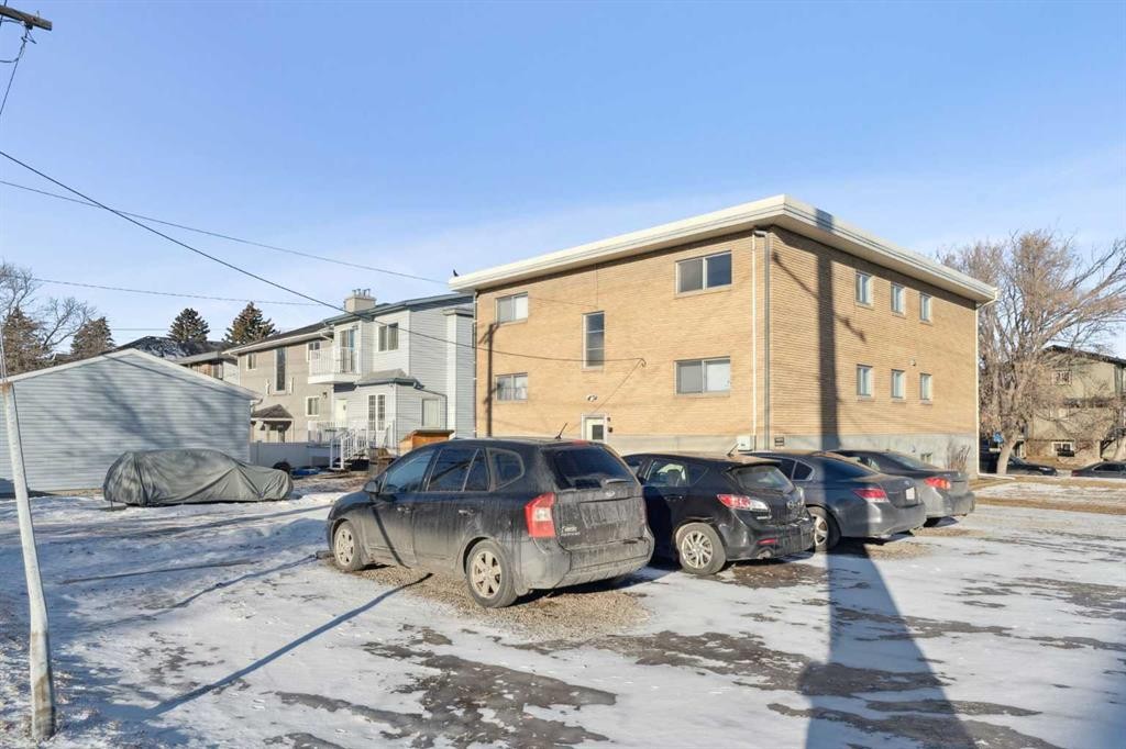 111 27 Avenue Nw, Calgary, AB - Outdoor