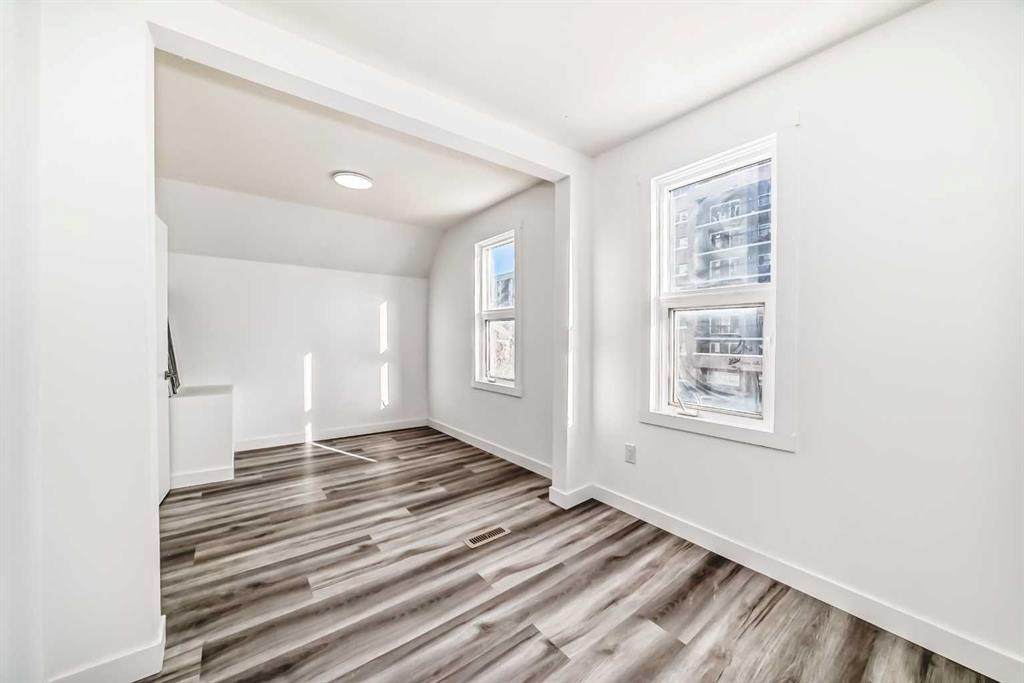 1407 12 Street Sw, Calgary, AB