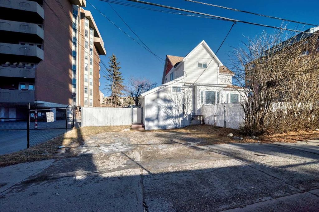 1407 12 Street Sw, Calgary, AB