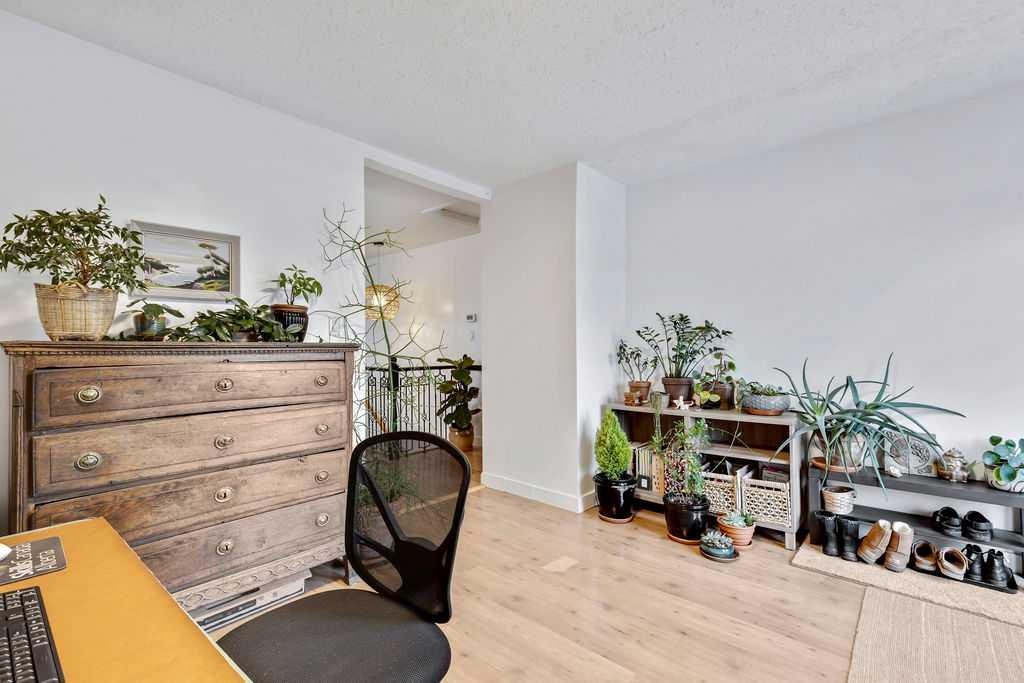 411 Mountain View Place, Longview, AB - Indoor