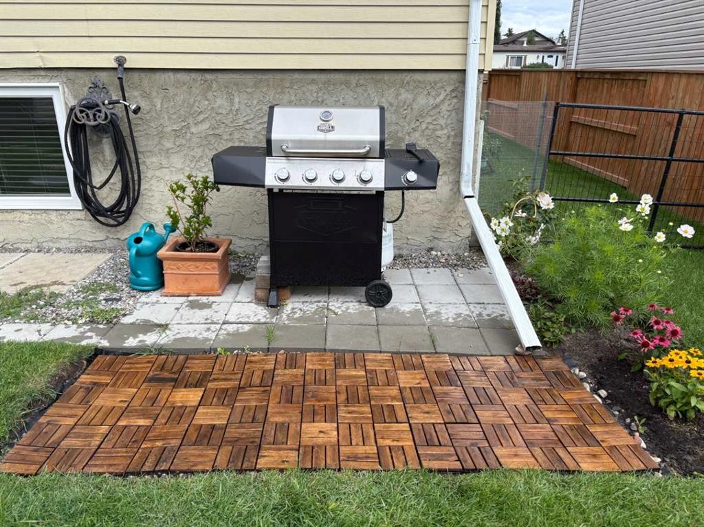 411 Mountain View Place, Longview, AB - Outdoor With Deck Patio Veranda