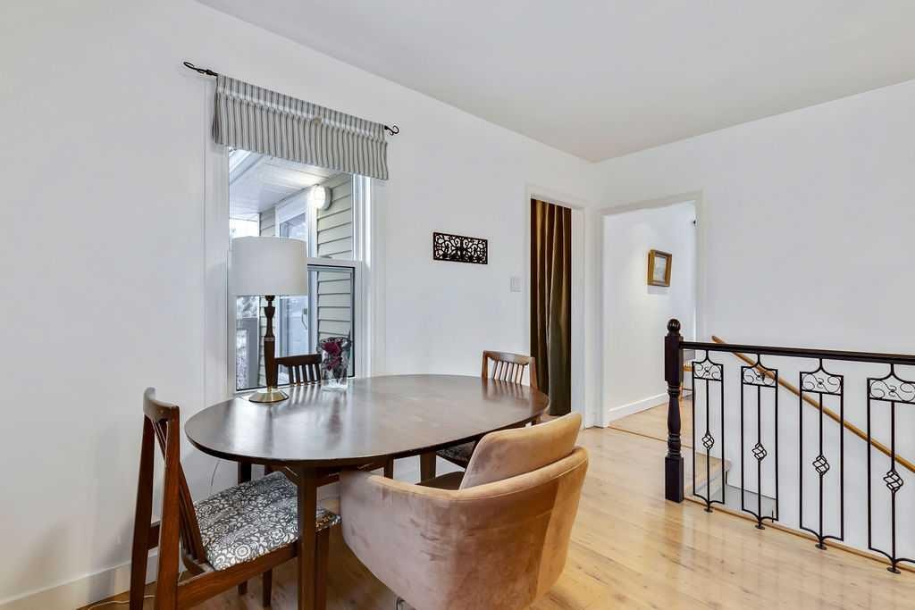 411 Mountain View Place, Longview, AB - Indoor Photo Showing Dining Room