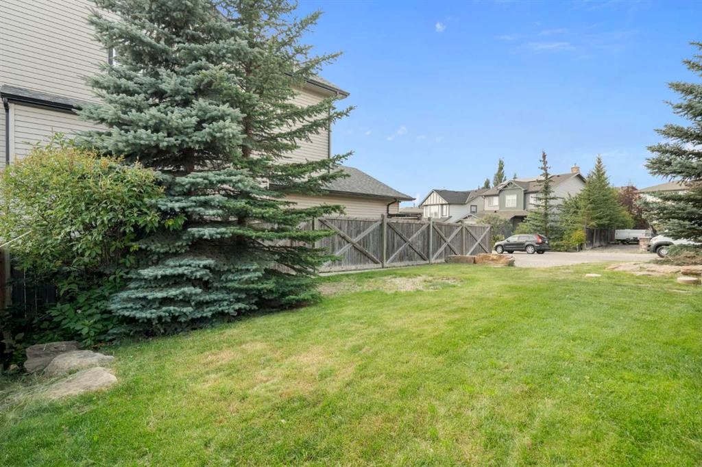 335 Hidden Creek Boulevard Nw, Calgary, AB - Outdoor