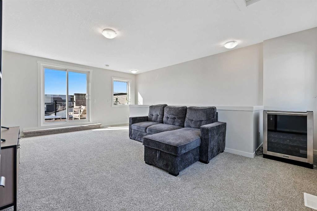 107-474 Seton Circle Se, Calgary, AB - Indoor