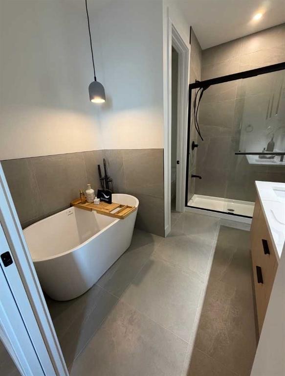 24 St Andrews Close, Lyalta, AB - Indoor