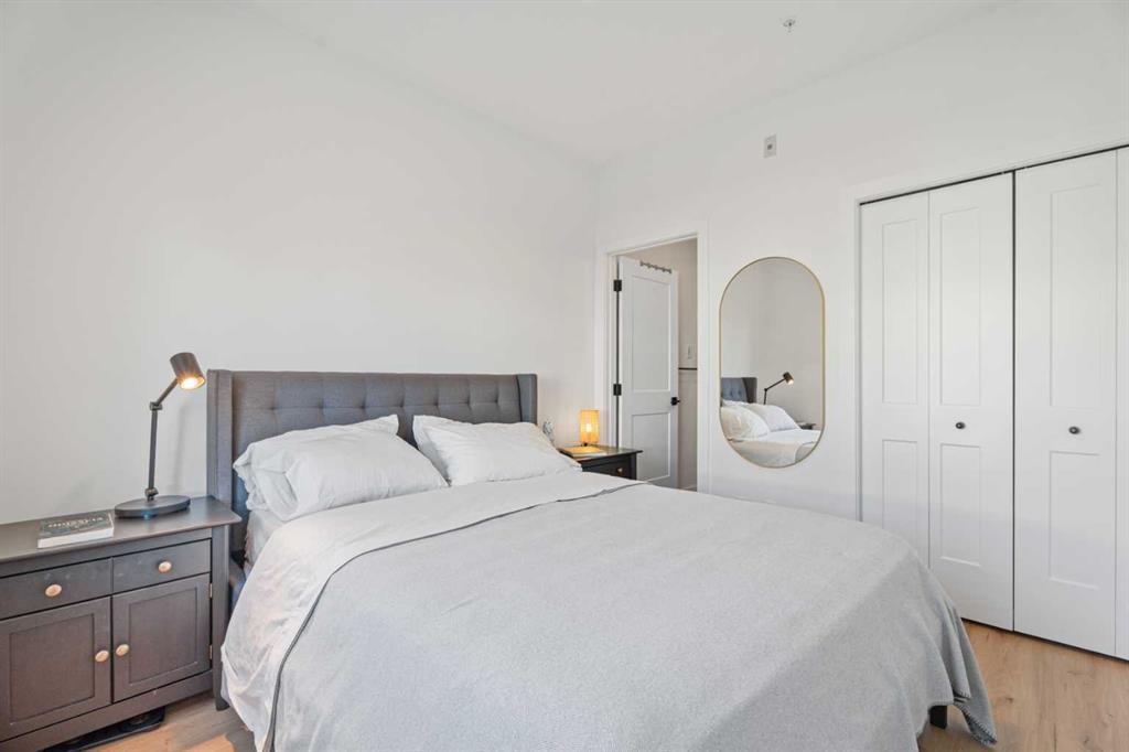 215-70 Sage Hill Walk Nw, Calgary, AB - Indoor Photo Showing Bedroom