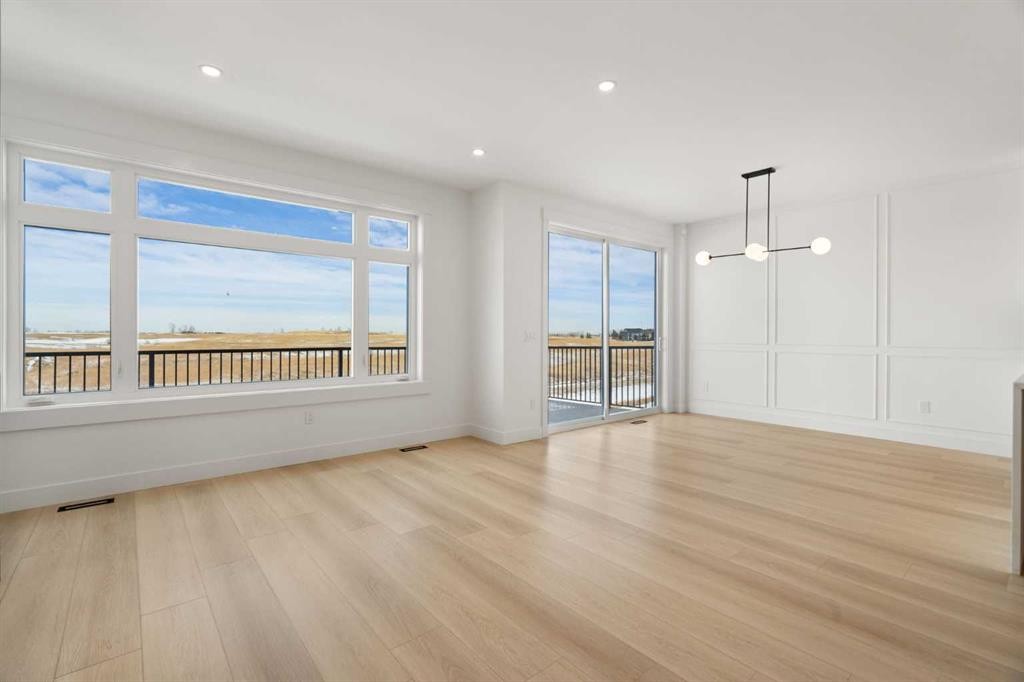 150 Muirfield Boulevard, Lyalta, AB - Indoor