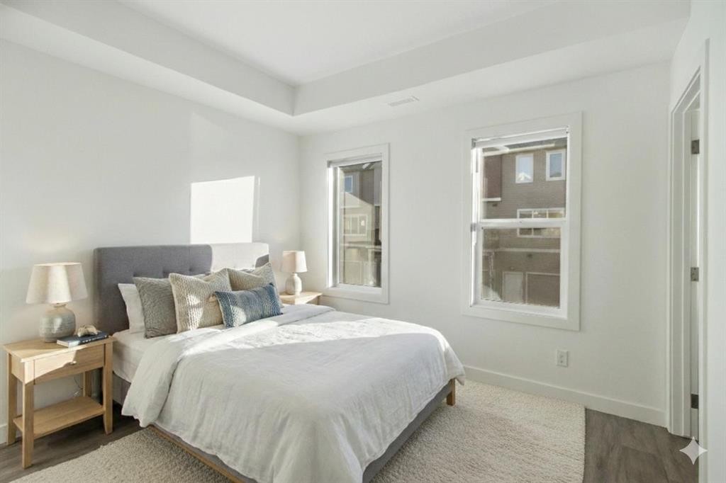 1301-24 Rivercrest Drive, Cochrane, AB - Indoor Photo Showing Bedroom