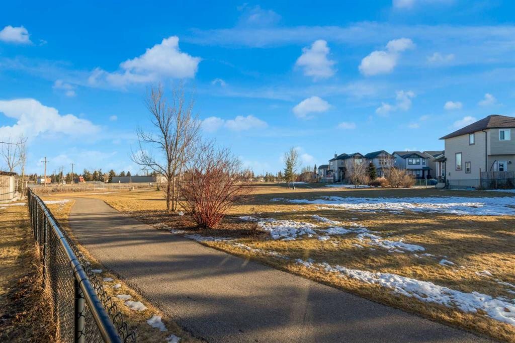 605-620 Luxstone Landing Sw, Airdrie, AB - Outdoor With View