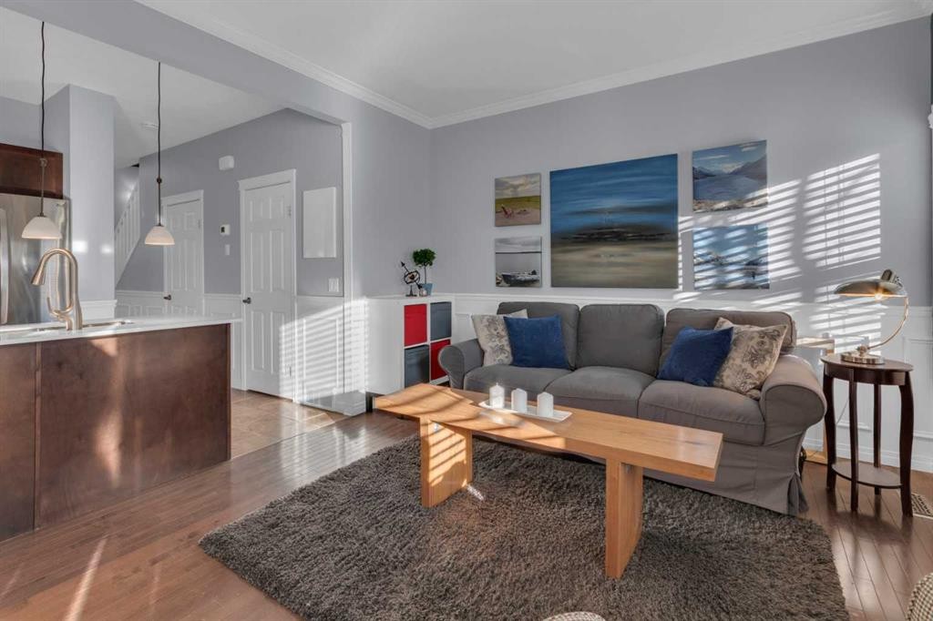 605-620 Luxstone Landing Sw, Airdrie, AB - Indoor