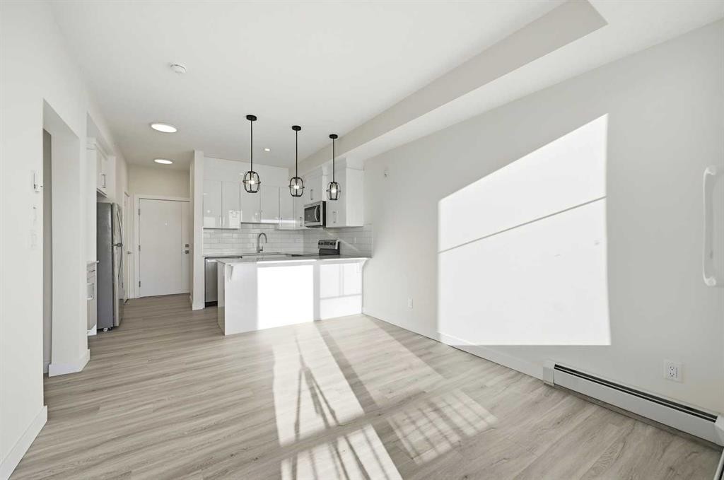 2425-15 Skyview Point Crescent Ne, Calgary, AB - Indoor Photo Showing Kitchen With Upgraded Kitchen