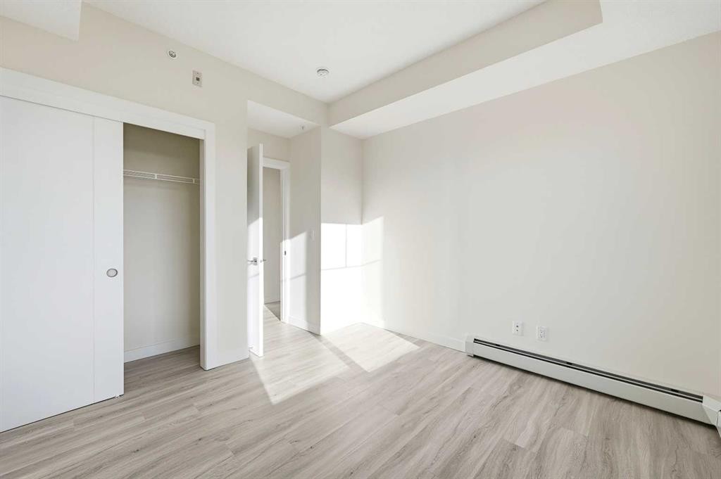 2425-15 Skyview Point Crescent Ne, Calgary, AB - Indoor Photo Showing Other Room