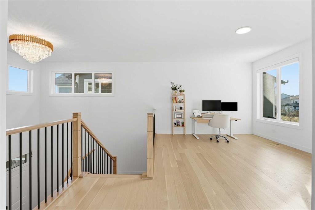 65 Rowmont Link Nw, Calgary, AB - Indoor