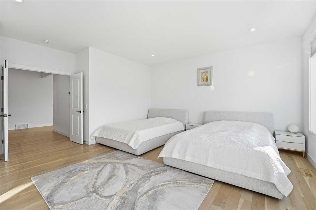 65 Rowmont Link Nw, Calgary, AB - Indoor Photo Showing Bedroom