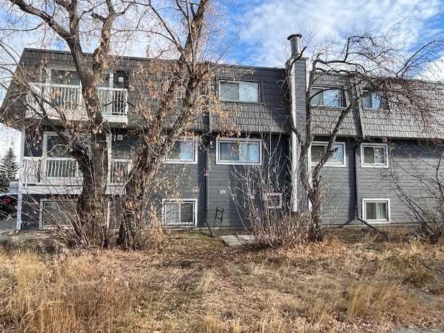 101-4814 46 Street, Red Deer, AB - Outdoor