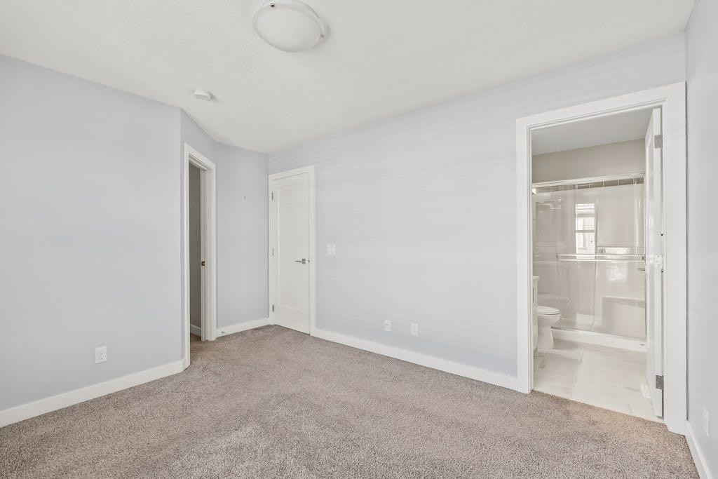 4 Evanscrest Gardens Nw, Calgary, AB - Indoor Photo Showing Other Room