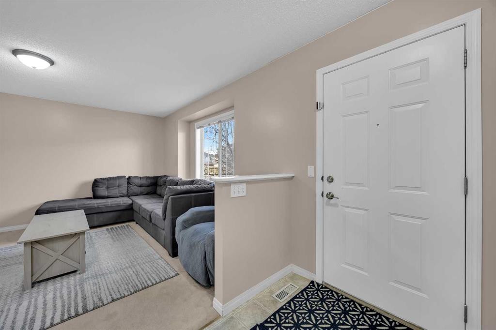 26 Saddlemead Close Ne, Calgary, AB - Indoor