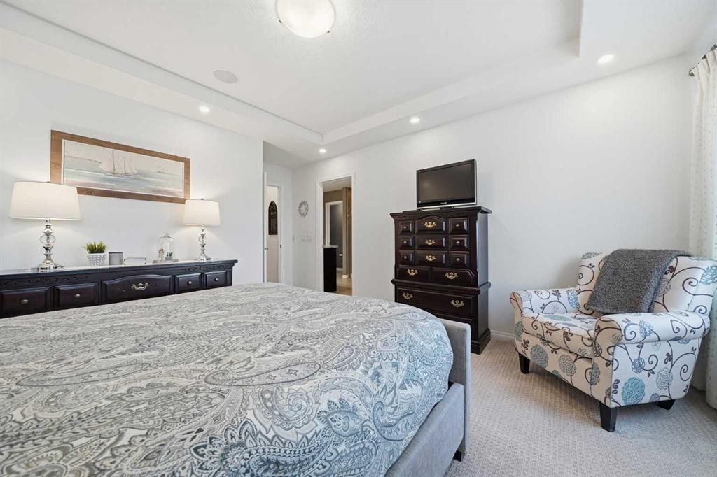 60 Walden Parade Se, Calgary, AB - Indoor Photo Showing Bedroom