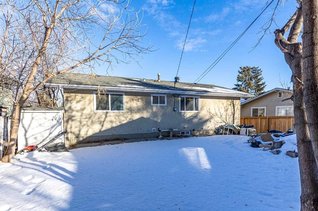 531 64 Avenue Nw, Calgary, AB - Outdoor