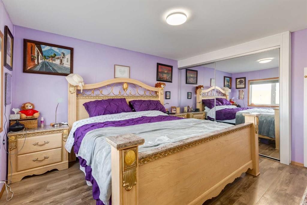 129-181043 Highway 550, Bassano, AB - Indoor Photo Showing Bedroom