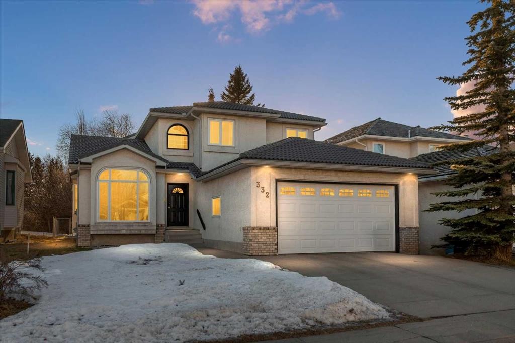 332 Hawkstone Close Nw, Calgary, AB - Outdoor With Facade