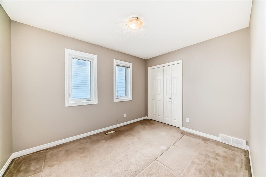 269 Covewood Circle Ne, Calgary, AB - Indoor Photo Showing Other Room