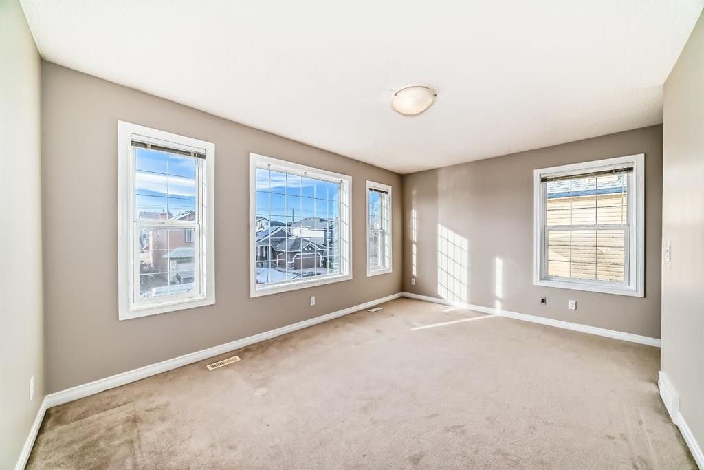 269 Covewood Circle Ne, Calgary, AB - Indoor Photo Showing Other Room